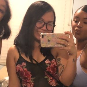 Meet your Posher, Leslie